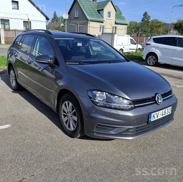 Nesteidzīgi, saimniece tirgo savu VW Golf7, 2017 gads Ar 129000km orģinālu u