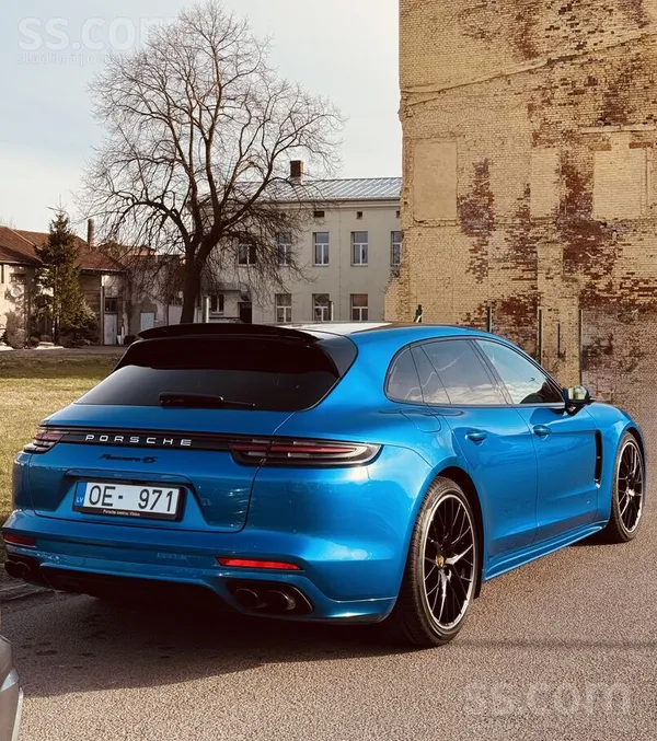 Porsche Pardod Porsche Panamera 4S Sport Turismo 2.9 benzi