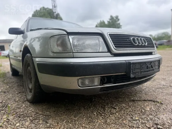 Audi 100