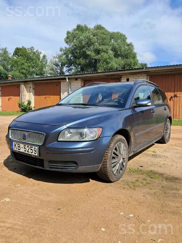 Volvo V50
