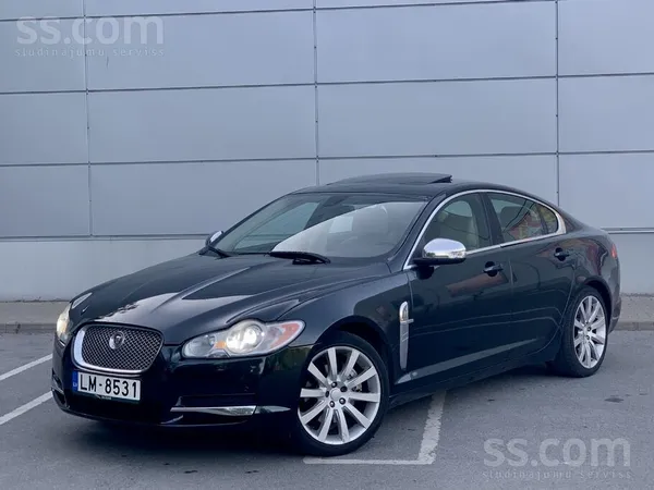 Jaguar XF