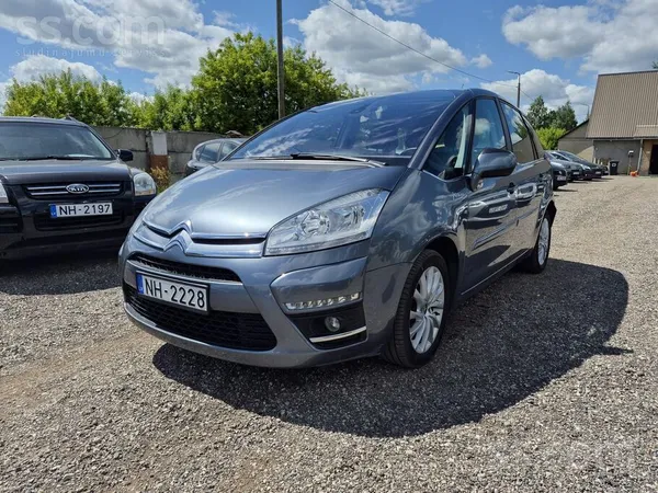 Citroen C4 Picasso
2.0Dīzelis/100kw/
Nobraukums: 171412
Pirma reģistrācija: 22.06.2011

Aprīkojums:

Borta dators
El. ...