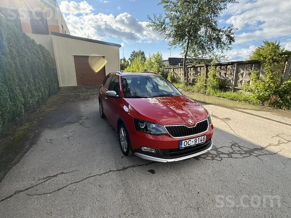 Продаю в Skoda Fabia Scala в отличном состоянии в связи переездом в другую страу. 

Комплектация:

Климат-контроль / конд ...