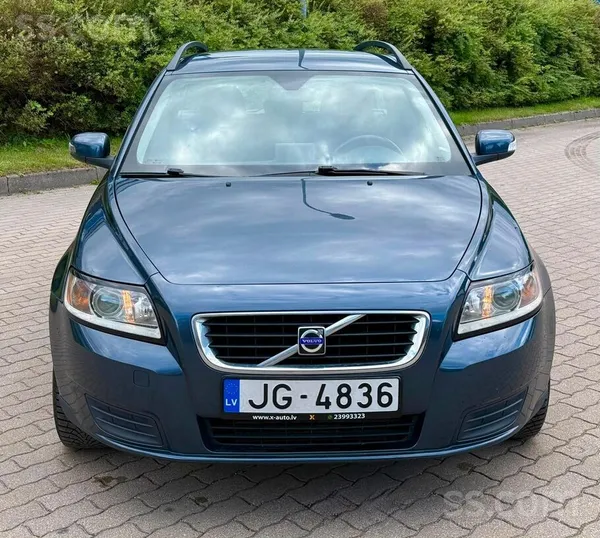 Volvo V50