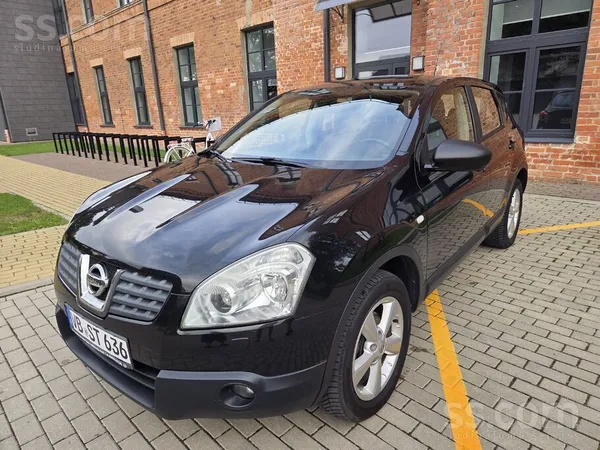 Nissan Qashqai - 1