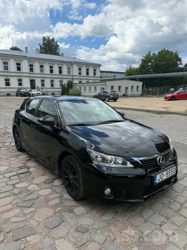 Pārdod uzticamu un labi koptu automašīnu, kas īpašumā kopš 2019. gada. Visu