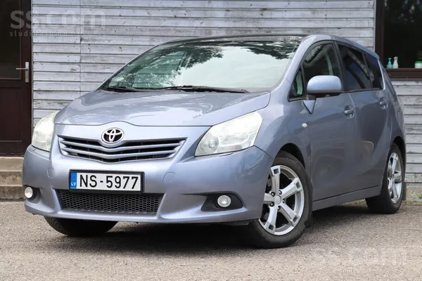 Toyota Toyota Verso, 2.0 dīzelis (93Kw / 126Zs). Pirmās r