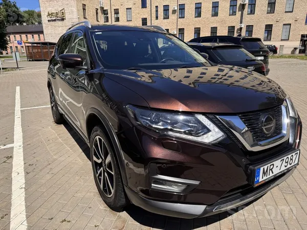 Nissan X-Trail - 1