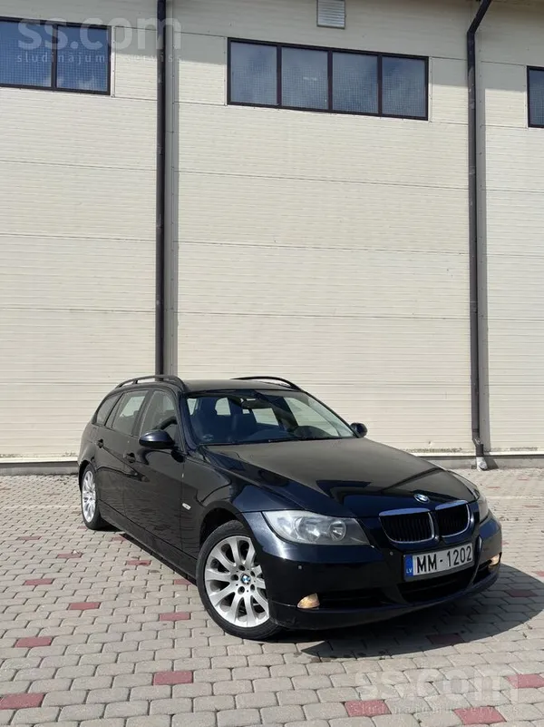 BMW 320