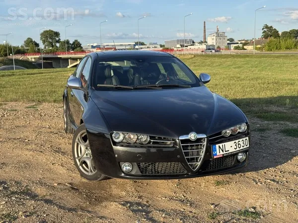 Alfa-Romeo 159