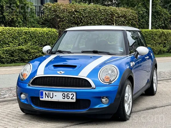 Cooper S 1.6 Benzīns “128 kW / Individuāla krāsa / Full Pack”.
Ideālā tehn