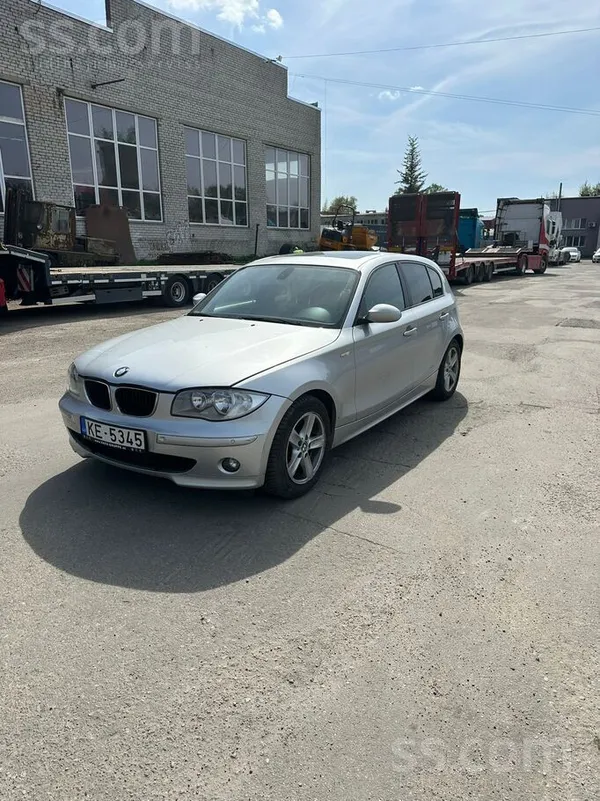 BMW 120