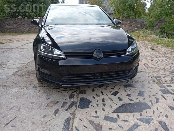 Продается VW Golf 7 2.0 Tdi 150 Zs. Экономичный, отдам комплект зимней резин