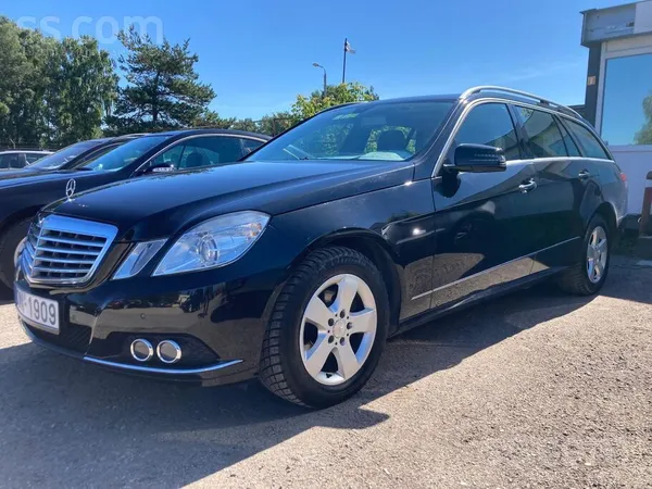 Mercedes E200