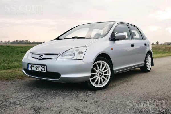Honda Pārdodu Honda Civic 1.7 td. Manā īpašumā no 2024. 