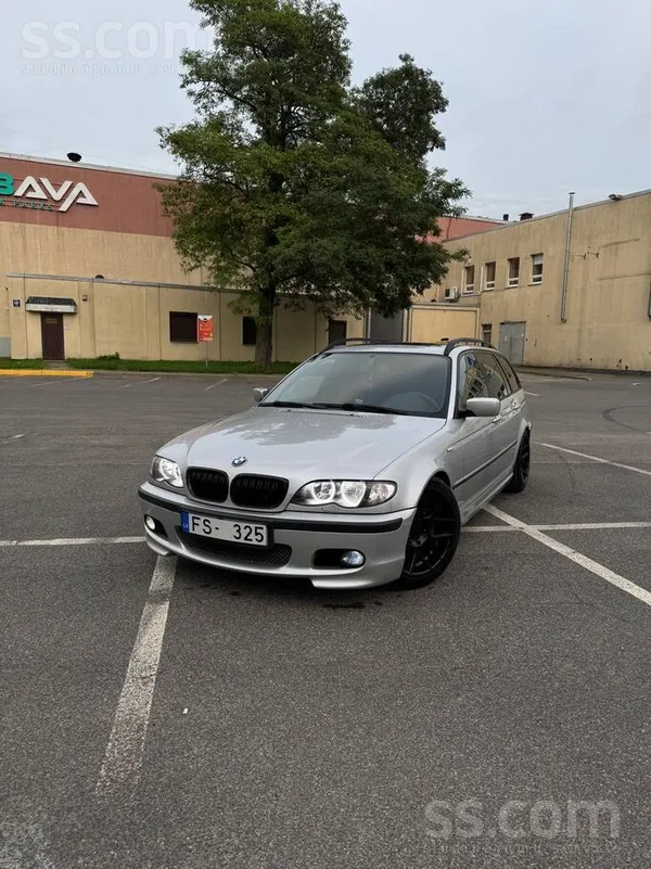 BMW 325
