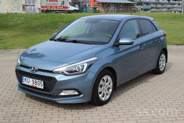 Hyundai i20 1.4 benzīns ar automātisko kārbu. 
Labs tehniskais un vizuālais