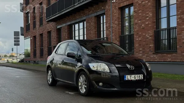 Toyota Auris