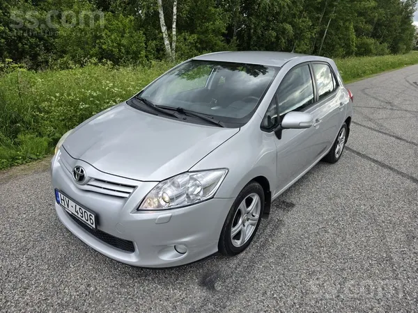 Toyota Auris