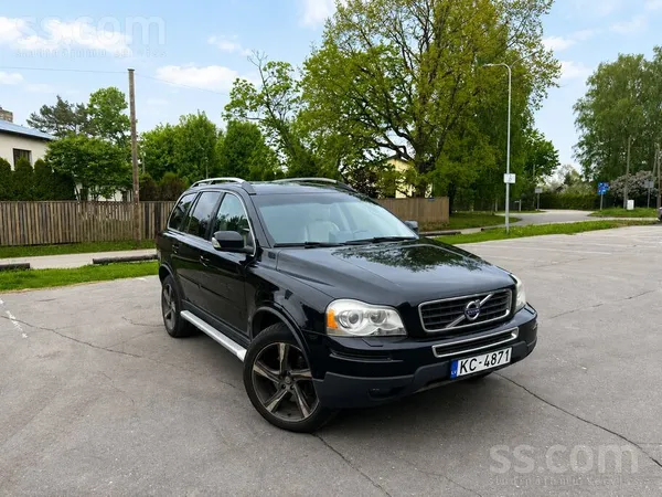 Volvo XC 90 - 1