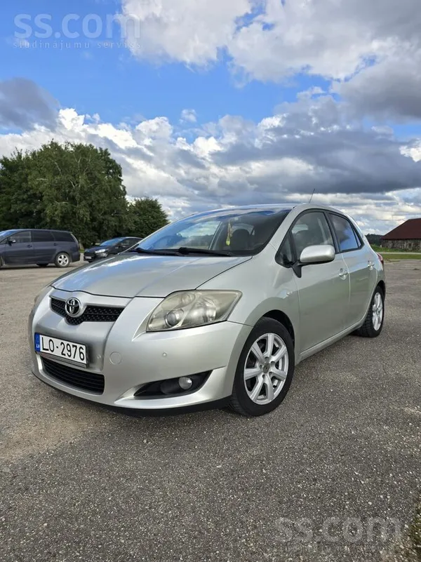 Toyota Auris