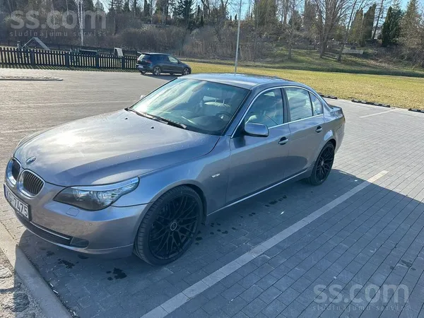 BMW 530
