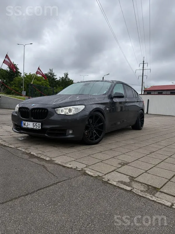BMW 530