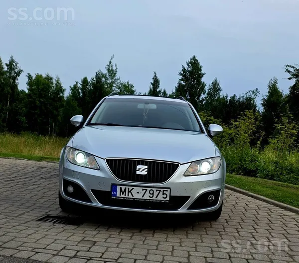 SEAT Exeo