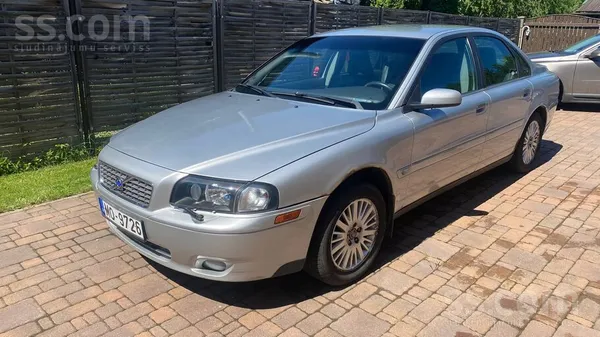 Volvo S80