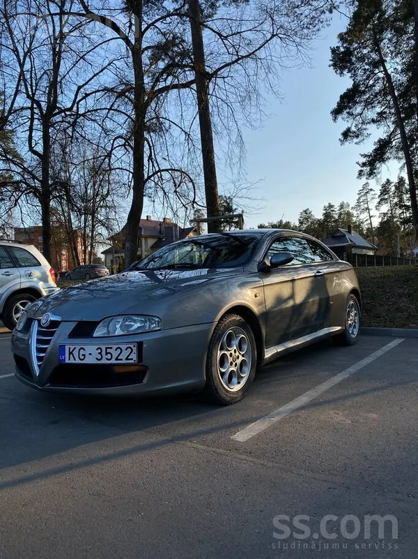 Alfa-Romeo Год выпуска: 2005