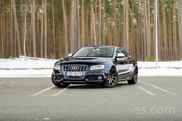 Audi Audi S5 4.2l benzīns. 260kKw