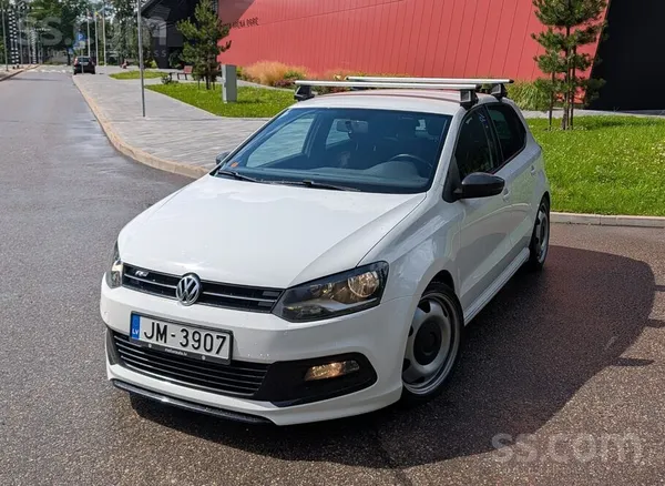 Volkswagen Polo - 1