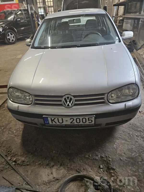 Volkswagen Golf 4