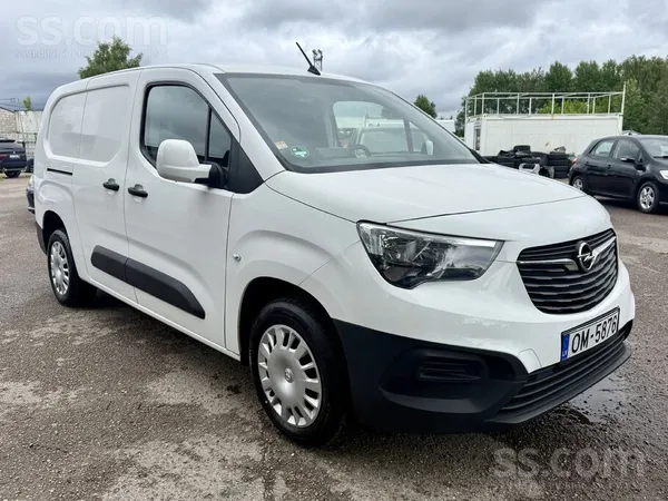 Opel Opel Combo Cargo Edit Lang XL 1.5 Diesel 75 kW (10