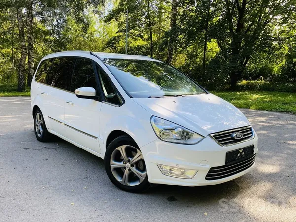 Ford Teicāmā stavokļī. Jauna zobsīksna un eļļa.