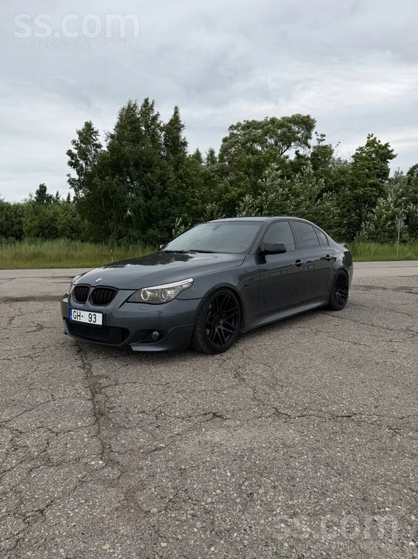 BMW 525 - 1