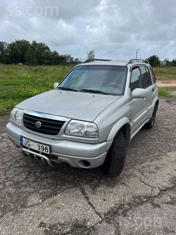 Suzuki Pārdodu Suzuki Grand Vitara 4x4, 2.0 benzīns/gāze.