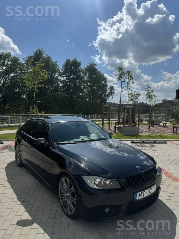 BMW 325