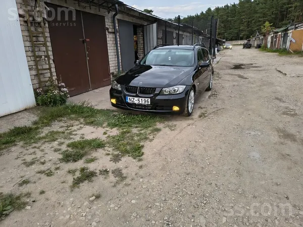 BMW 330