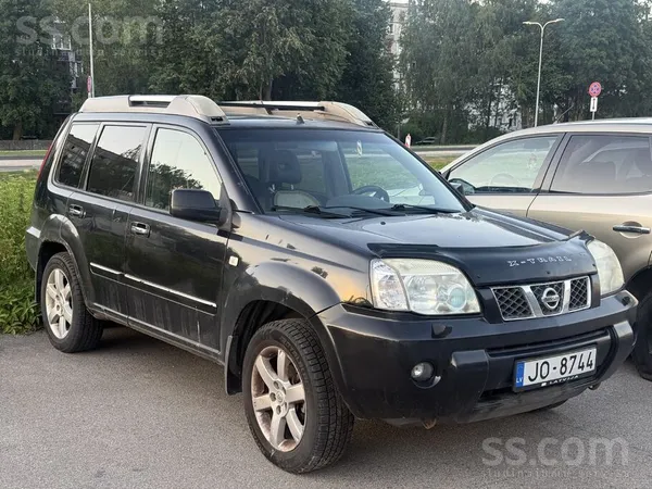 Nissan X-Trail, 2.2d, 4x4. 

No defektiem - jāmaina sprausla un sajūgs. Dz