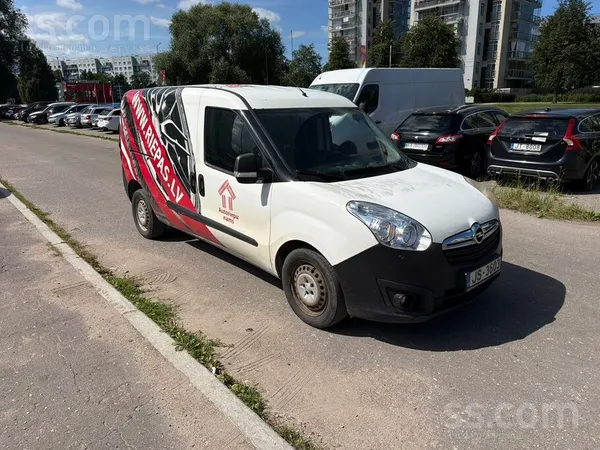Opel Uzņēmums pārdod Opel Combo Van, 2014. gada izlaidu