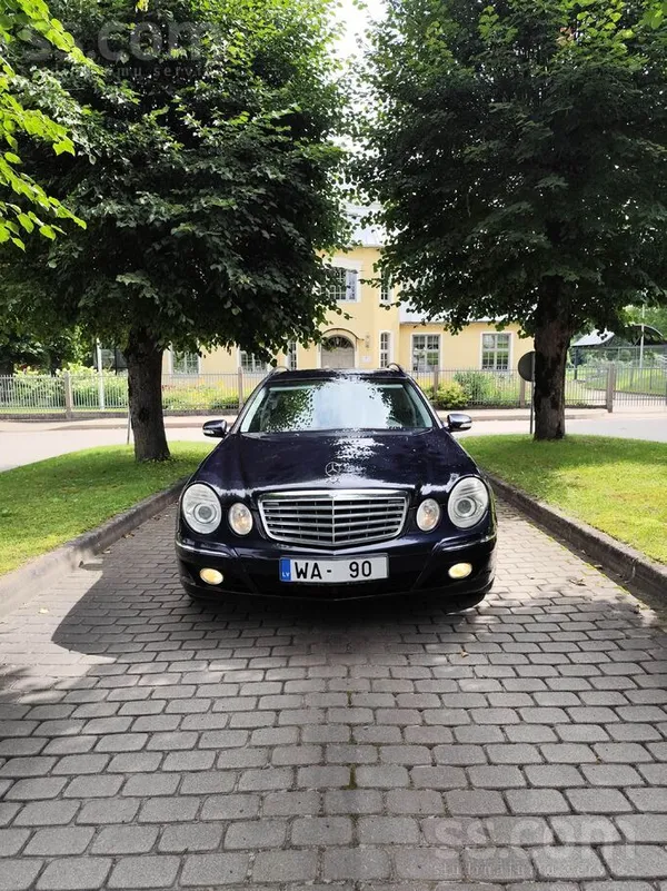 Mercedes E280