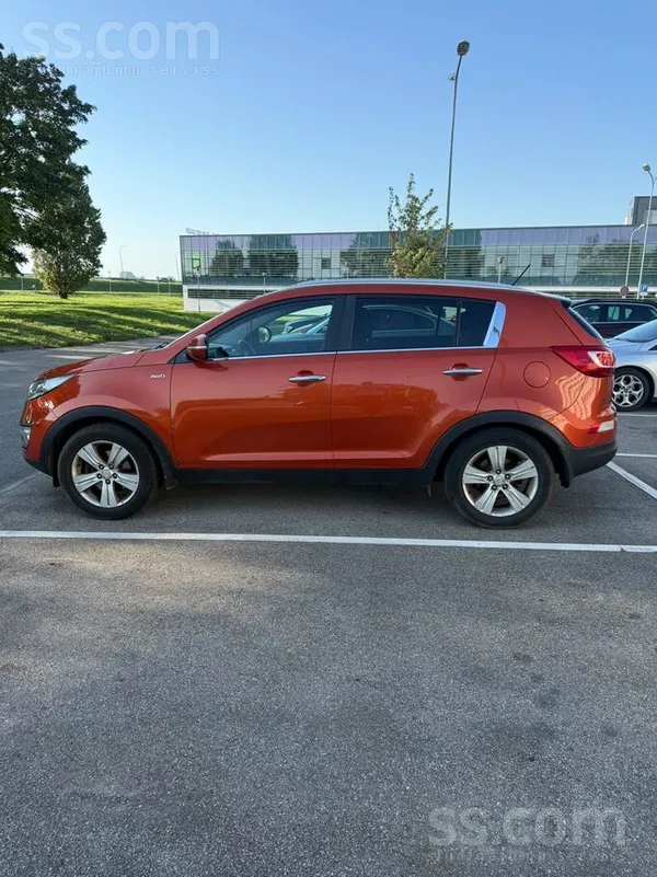 KIA Продается Kia Sportage 2013 г в отличном состоянии