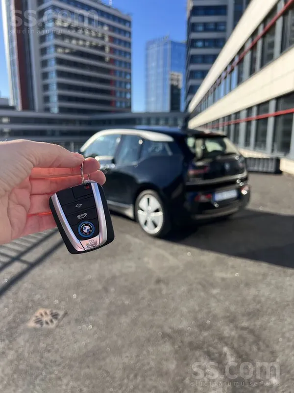 BMW i3