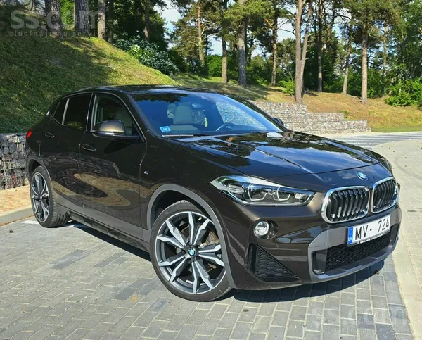 BMW X2