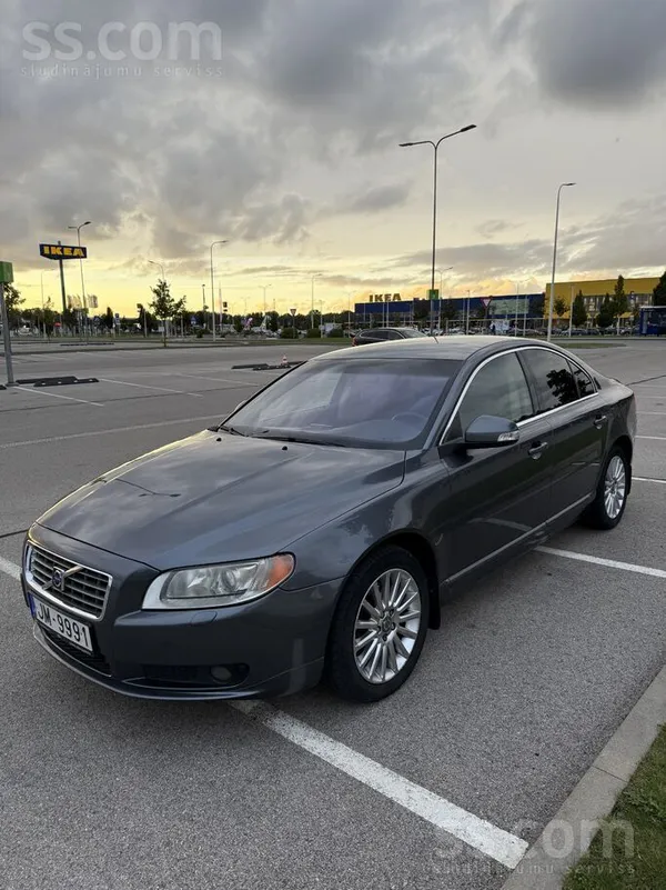 Volvo S80