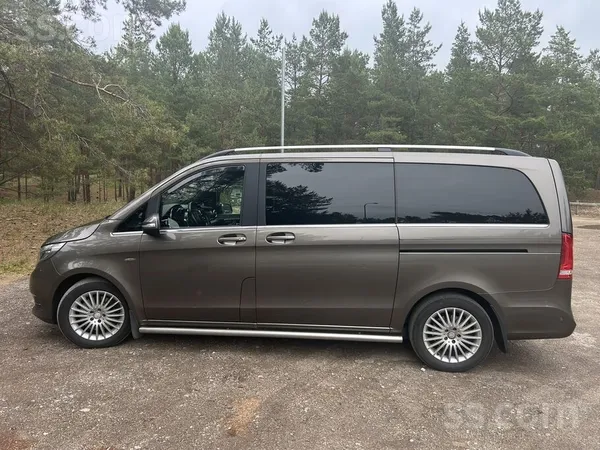 Mercedes Pārdodu Mercedes-Benz V250 ar 6 sēdvietām. Lielisk