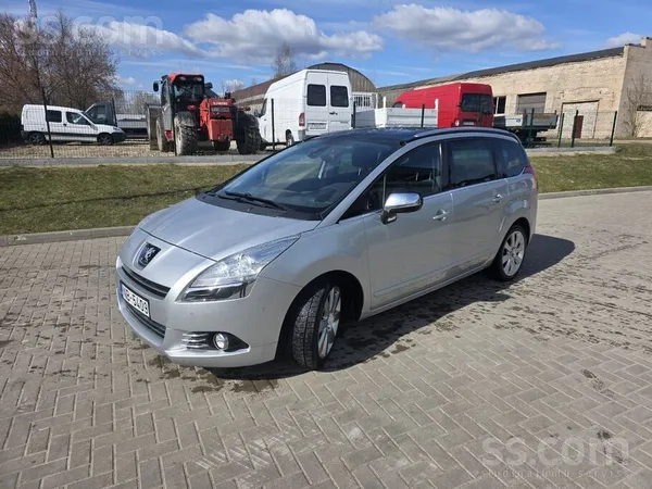 Peugeot 5008