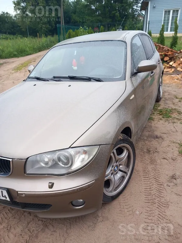 BMW 120