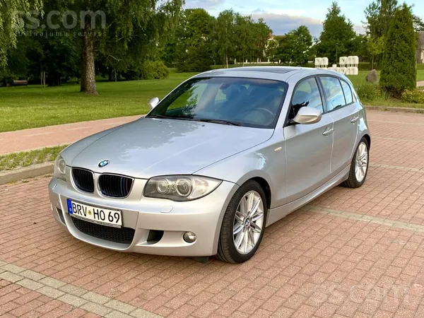 BMW 120 - 1